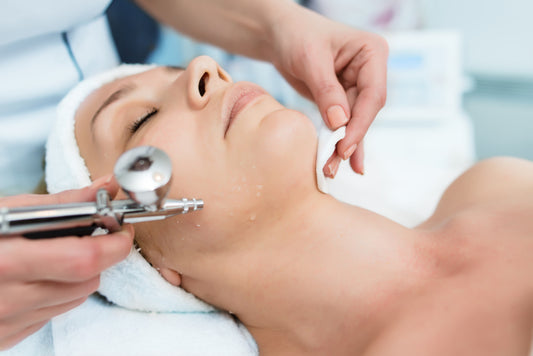 Oxygen facial treatment